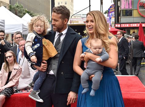 Ryan Reynolds on How His and Blake Livelys Daughters Feel。